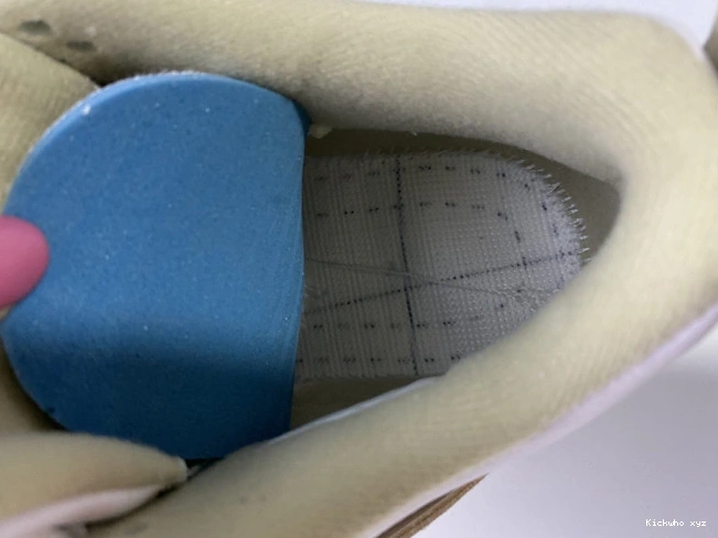 487724-118 Jordan 2017 4 Retro Sand 0710